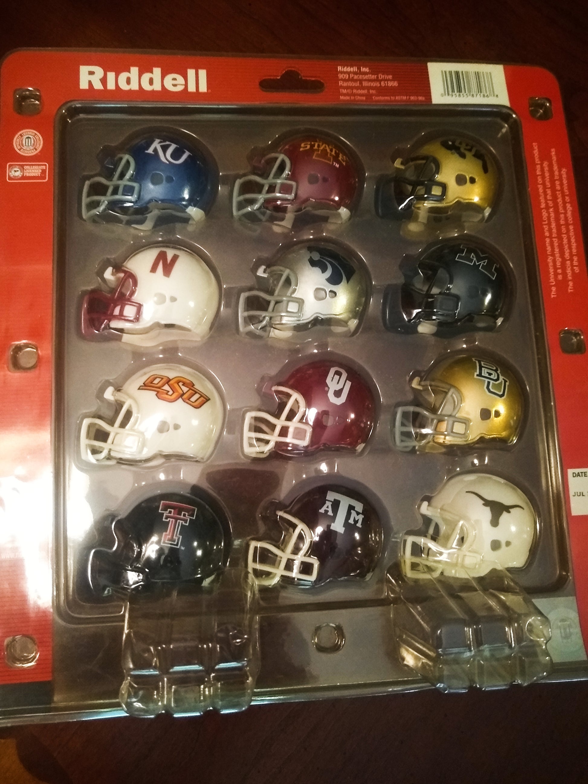 big 12 mini football helmets All 16 NCAA Twelve BIG Conference Current Riddell SPEED Revolution Based on one of the most popular on 2009 Big 12 Conference Football